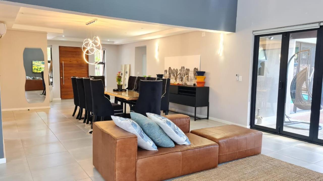 House Of Bongekile 4 Bed Luxury Home In Malelane Malalane Kültér fotó